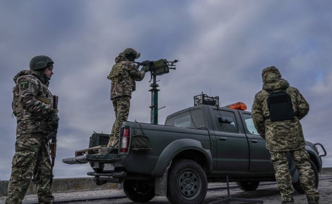 Окупанти за ніч випустили 6 «Іскандерів», ракети С-400 та понад 150 дронів різного типу Окупанти за ніч випустили 6 «Іскандерів», ракети С-400 та понад 150 дронів різного типу